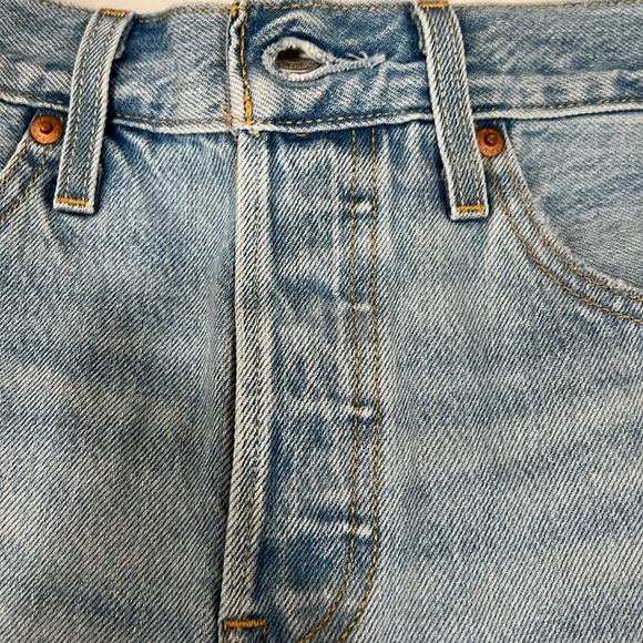 Levi’s 501 denim Shorts - Picture 2 of 7